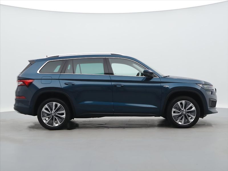 Škoda Kodiaq 2,0 TDI 147kW L&K 4x4 DSG DPH - fotka 8 z 41