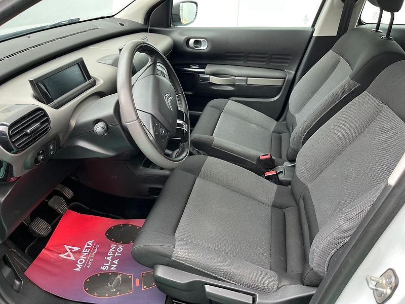 Citroën C4 Cactus 1.2, 60kW, Klima, Navi - fotka 6 z 20