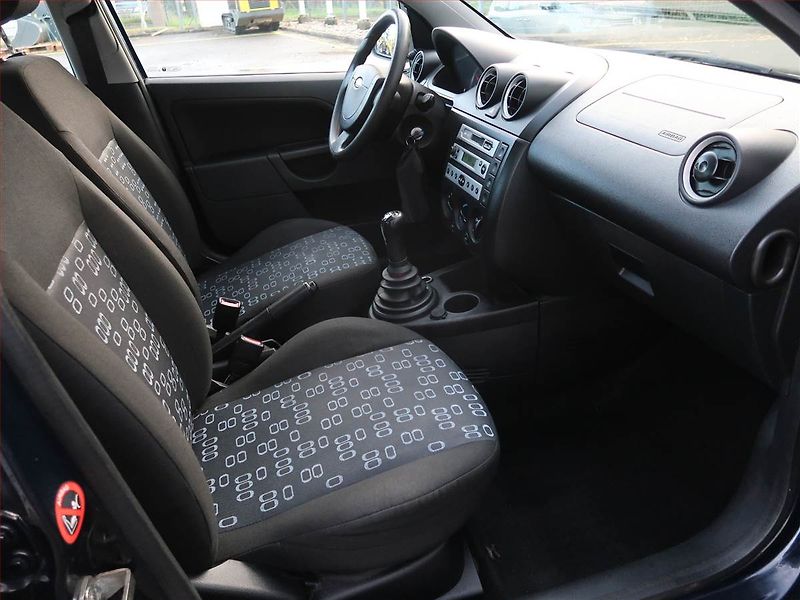 Ford Fiesta (2005) 1.4 16V, ČR,1.maj, nová STK - fotka 9 z 14