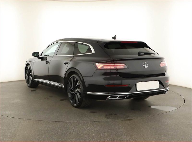 Volkswagen Arteon (2024) 2.0 TSI 4Motion - fotka 4 z 19