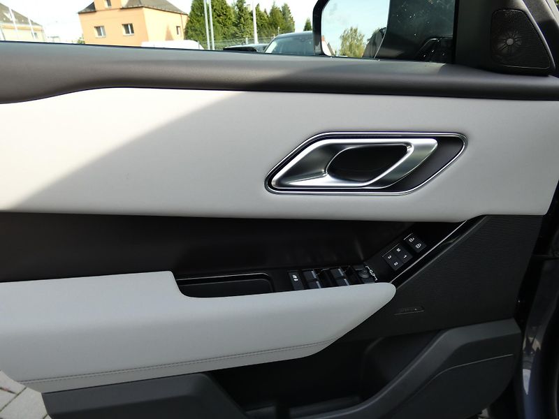 Land Rover Range Rover Velar (2026) Belgravia Edition P400e        - fotka 14 z 45