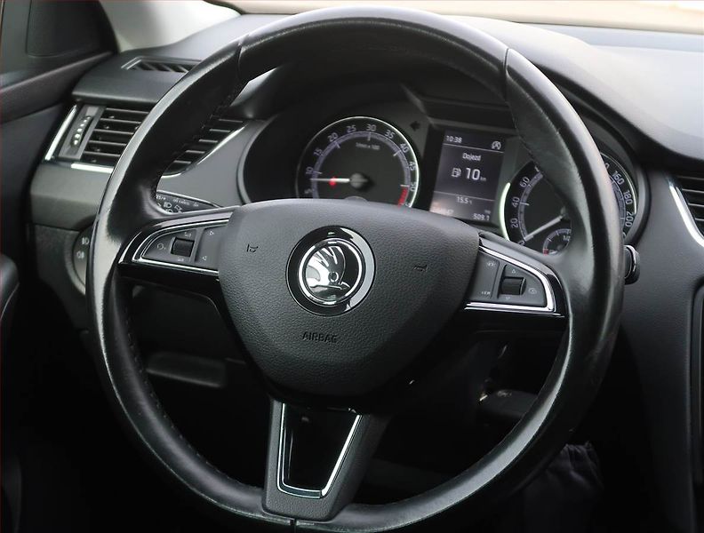 Škoda Octavia (2019) Ambition Plus 1.6 TDI - fotka 21 z 21