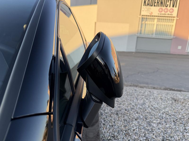 Volkswagen Golf GTD 2,0 TDi/147kW - DSG,Matrix - fotka 73 z 85