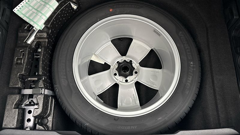 Volkswagen Passat 2.0 TDI DSG Elegance Variant - fotka 20 z 26