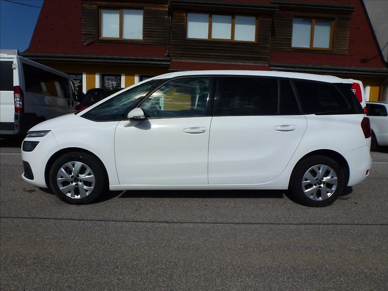 Citroën Grand C4 SpaceTourer 1,2 Pure Tech 130 7míst - fotka 14 z 45