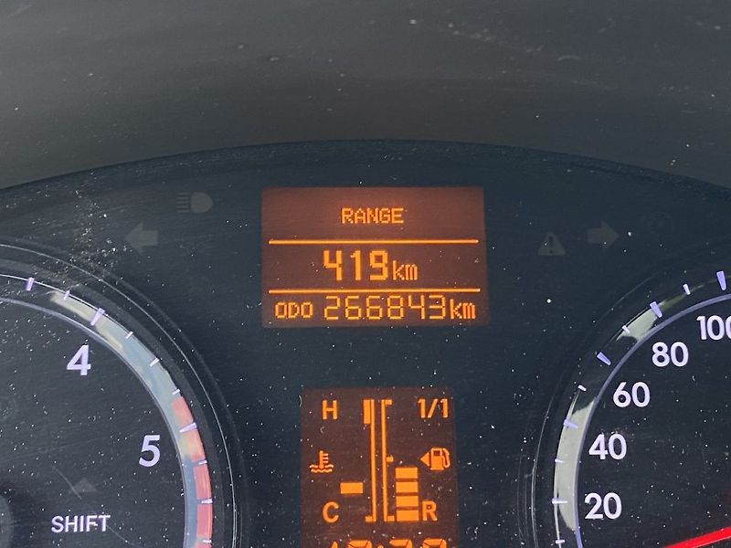 Toyota Avensis 2.0D-4D, ČR-1m, Luna, DPH - fotka 9 z 10