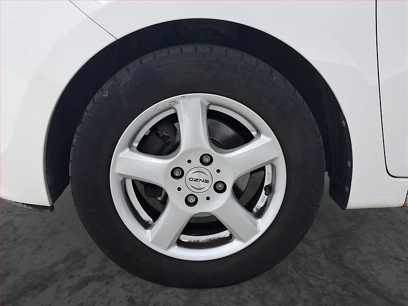 Hyundai i10 (2015) Classic 1.0, ČR,1.maj - fotka 14 z 22