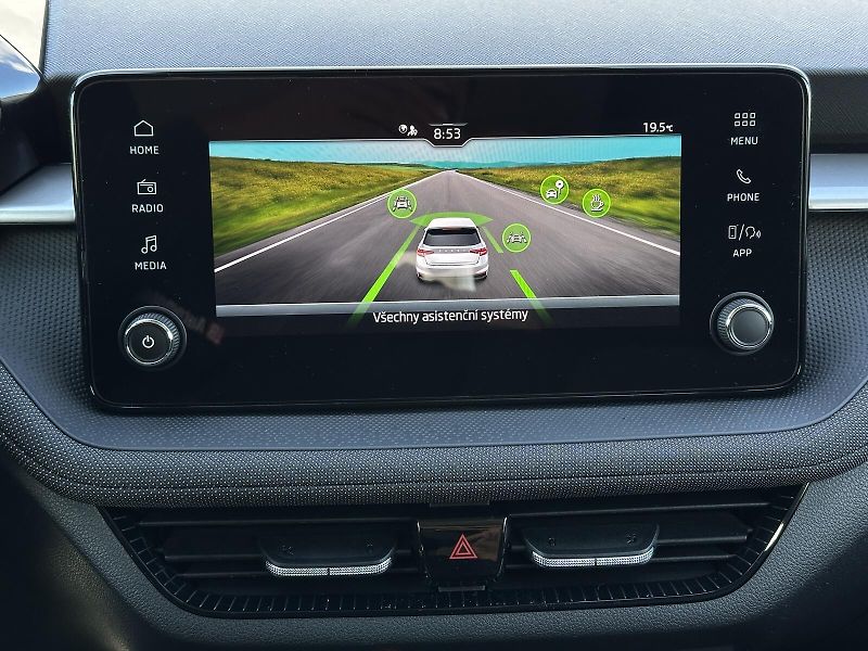 Škoda Fabia 1.0TSi DSG 116PS LED V.Cockpit - fotka 24 z 31