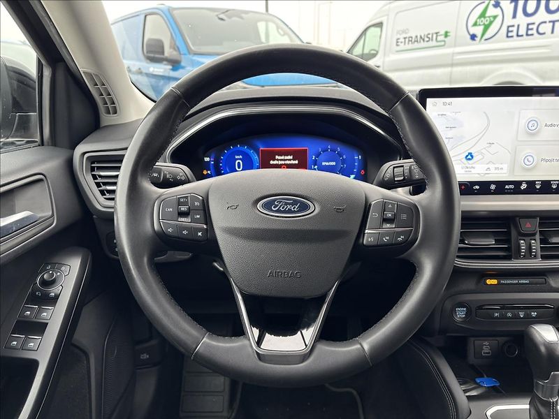 Ford Focus 1,0 EcoBoost 92kW Titanium AUT - fotka 10 z 22