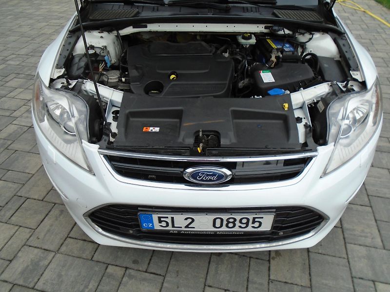 Ford Mondeo 2.0Tdci 103kW Titanium Aut - fotka 26 z 27