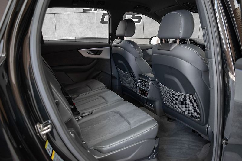 Audi Q7 50 TDI S-LINE*7.MÍST*AIR*DPH* - fotka 12 z 49