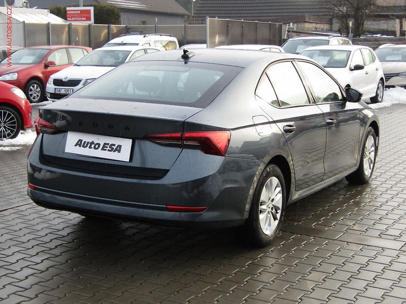 Škoda Octavia (2020) 2.0 TDi, ČR, Ambition - fotka 4 z 19