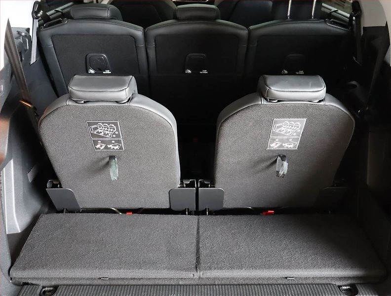 Peugeot 5008 (2019) PureTech 130, 7 míst - fotka 24 z 25