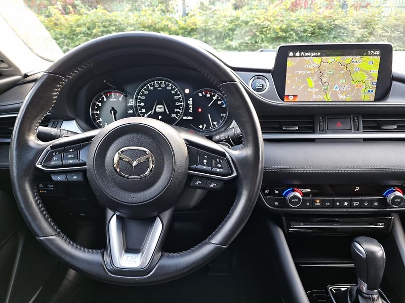 Mazda 6 (2019) 2.5 SPORTS LINE,VENTILACE,HEAD - fotka 29 z 45