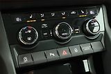 Škoda Karoq (2019) 2.0 TDI, 4X4, Automat, Navi - náhled 18