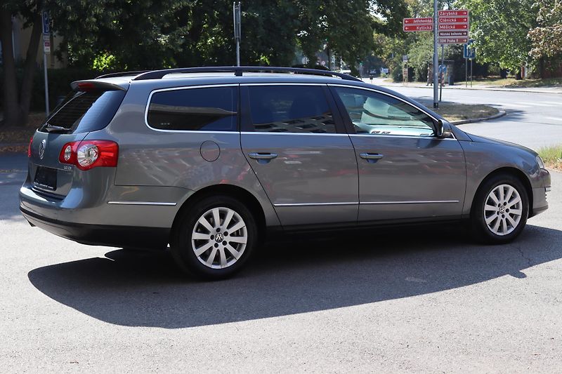 Volkswagen Passat VARIANT 2.0TDI DSG 103kW - fotka 10 z 50