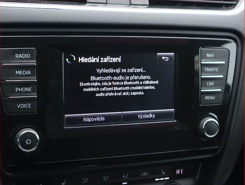 Škoda Octavia (2014) 1.6 TDI, Automat, Navi - fotka 18 z 20