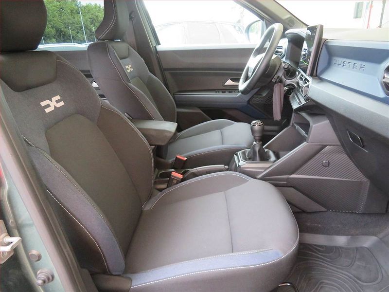 Dacia Duster (2025) Expression 1.0 TCe - fotka 8 z 15
