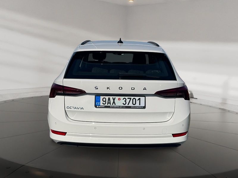 Škoda Octavia (2023) AMBITION 2.0TDI 110kW CZ DPH - fotka 5 z 11