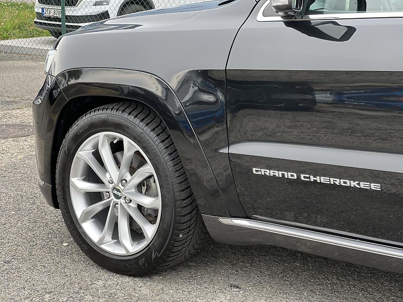 Jeep Grand Cherokee 3.0CRD SUMMIT AUTOMAT KŮŽE - fotka 44 z 47