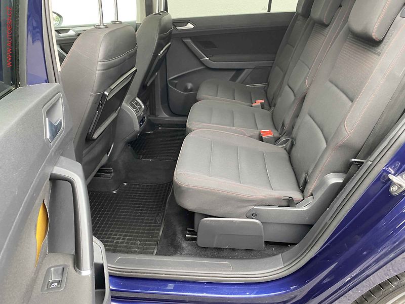 Volkswagen Touran (2017) 2.0 TDi, Sound, DSG, LED - fotka 10 z 18