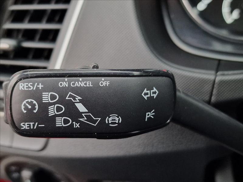 Škoda Fabia 1.0 TSI TOUR,ČR,1.Majitel - fotka 23 z 48