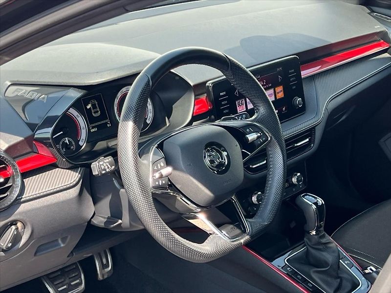 Škoda Fabia 1,5 TSi 110kW 7DSG MONTE CARLO - fotka 10 z 30