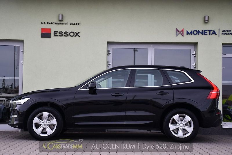 Volvo XC60 B4 AWD mHEV - fotka 2 z 44