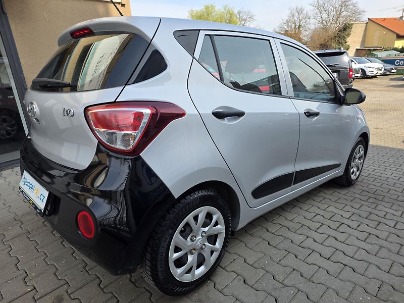 Hyundai i10 1.0-NÍZKÉ KM-ISOFIX-CENTRÁL - fotka 9 z 15