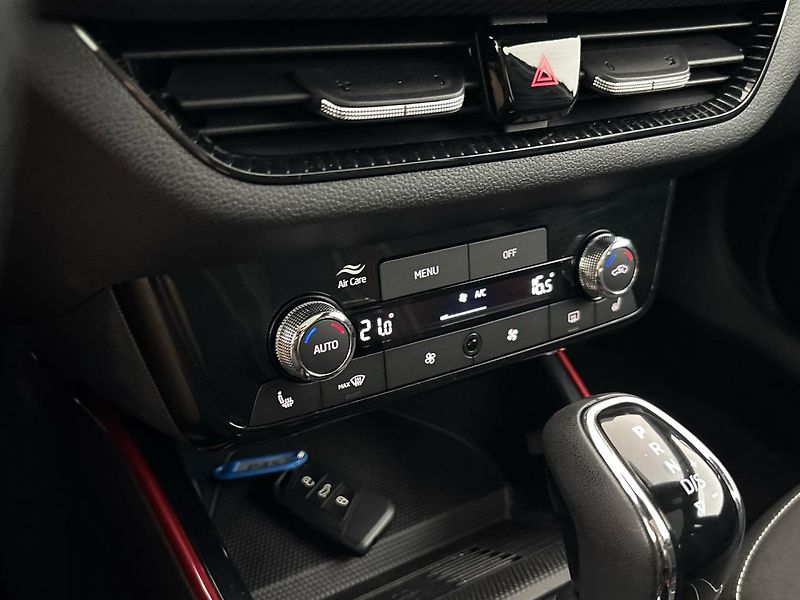 Škoda Fabia Monte Carlo DSG - fotka 19 z 29