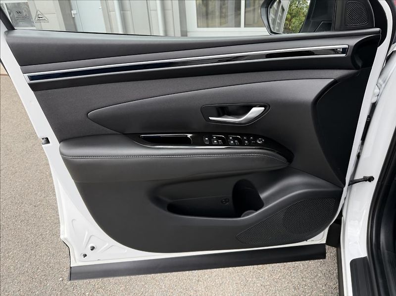 Hyundai Tucson 1,6 T-GDI  Smart Sense - fotka 9 z 25