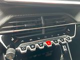 Peugeot 2008 GT 1.2 PureTech 96 kW - náhled 13