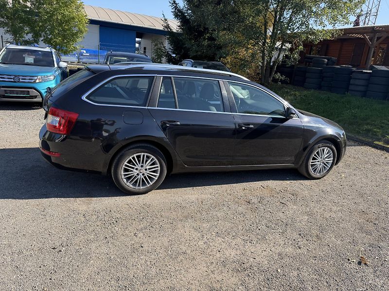 Škoda Octavia (2013) 1.2 TSI 77kw ELEGANCE REZERVAC - fotka 7 z 23