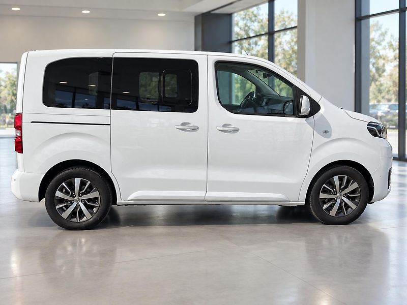 Toyota ProAce Verso (2018) Toyota Proace Verso L0 - fotka 9 z 18