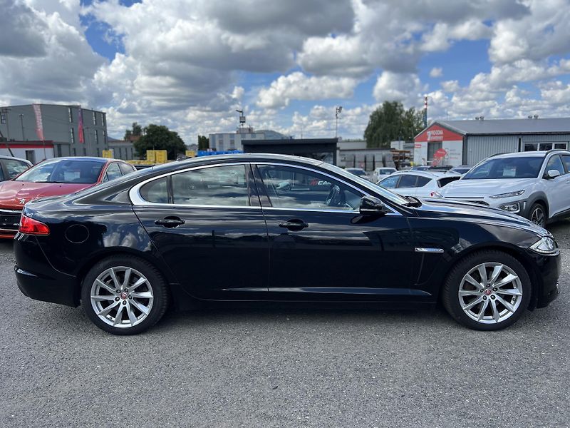 Jaguar XF 3.0D AUTOMAT KŮŽE NAVI KAMERA  - fotka 8 z 51