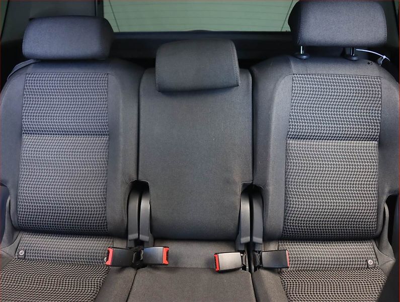 Škoda Roomster (2007) 1.6 16V, Park. senzory - fotka 10 z 16