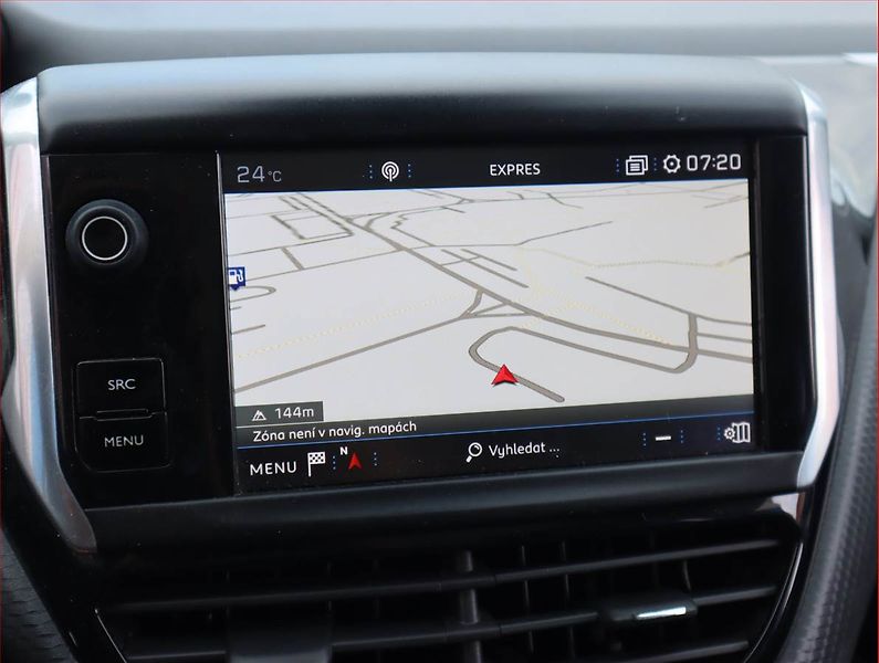 Peugeot 2008 (2019) 1.2 PureTech, Serv.kniha, Navi - fotka 13 z 20