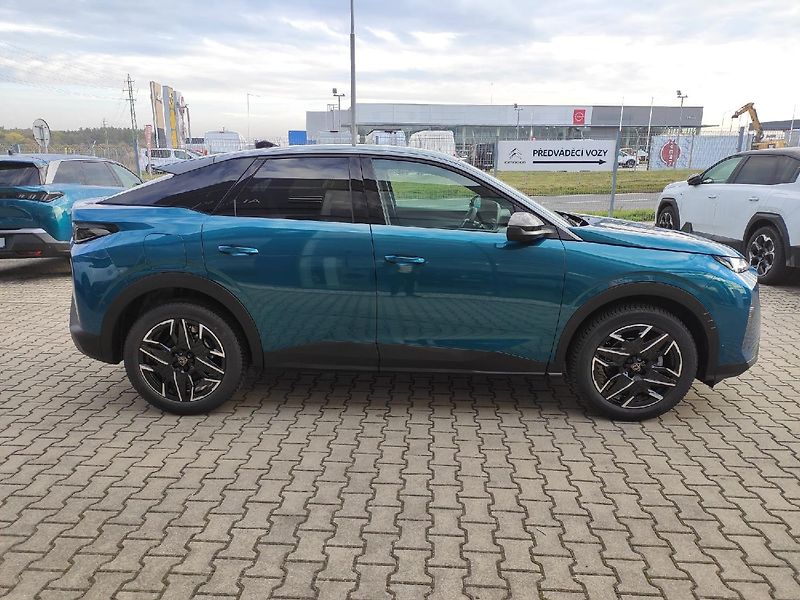 Peugeot 3008 (2026) BUSINESS 1.2 145k celoročky - fotka 8 z 33