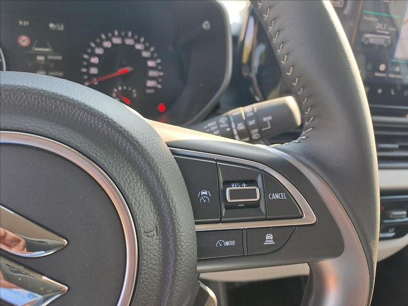 Suzuki Swift (2026) 1,2 PREMIUM HYBRID - fotka 15 z 19