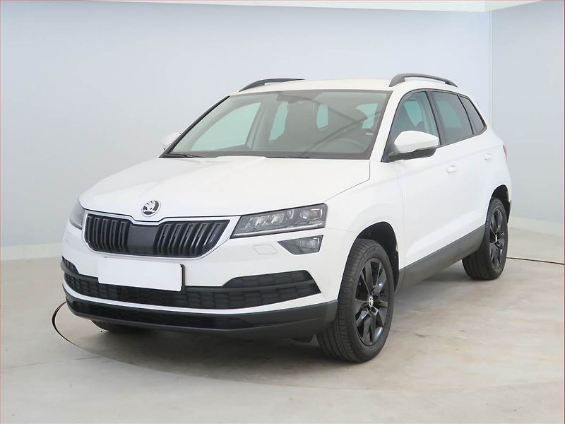 Škoda Karoq (2019) 1.0 TSI - fotka 2 z 16