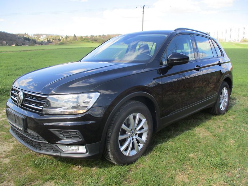 Volkswagen Tiguan 2.0TDi 110kW*TZ*PANORAMA*6MAN - fotka 2 z 43
