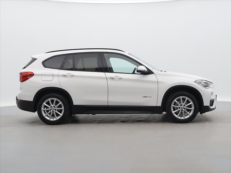 BMW X1 2.0 18d  xD Aut CZ Advantage - fotka 8 z 28