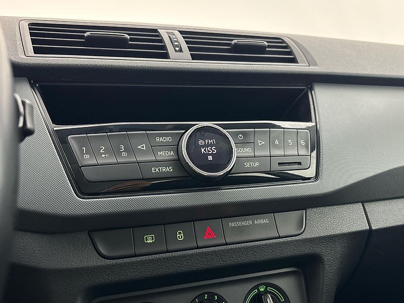 Škoda Fabia Active - fotka 12 z 27