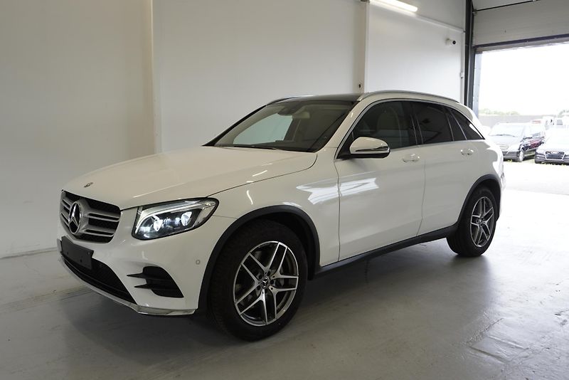 Mercedes-Benz GLC (2018) GLC300 2,0I 4MATIC AMG PACKET - fotka 1 z 27