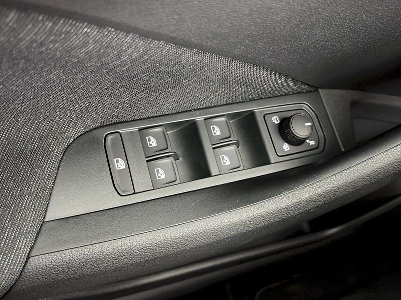 Škoda Scala (2025) 1.0TSI 85kW Top Selection - fotka 27 z 31