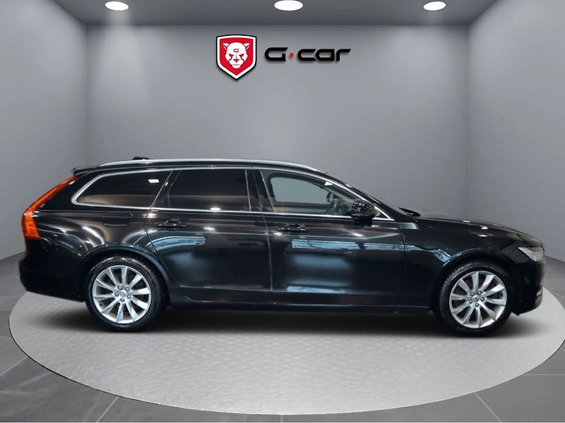 Volvo V90 2.0 T8 AWD Momentum - EL SPZ - fotka 3 z 24