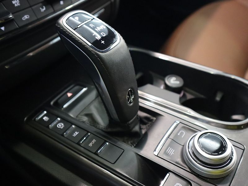 Maserati Ghibli 3.0 V6 202 kW - fotka 16 z 24
