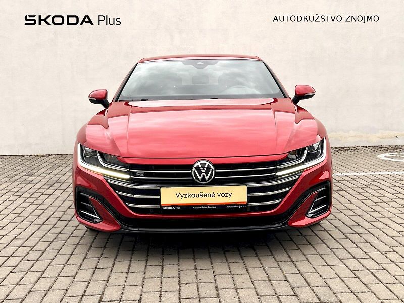Volkswagen Arteon (2022) 1,5TSI 110KW R-LINE - fotka 4 z 25