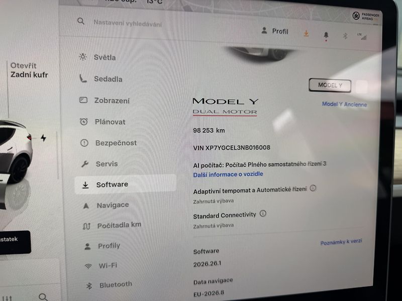 Tesla Model Y Performance-540PS-AWD-Berlín- - fotka 20 z 23