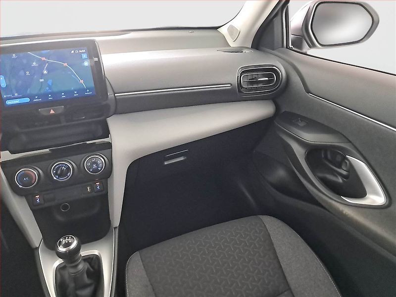Toyota Yaris Cross (2022) 1.5 VVT-i - fotka 8 z 17